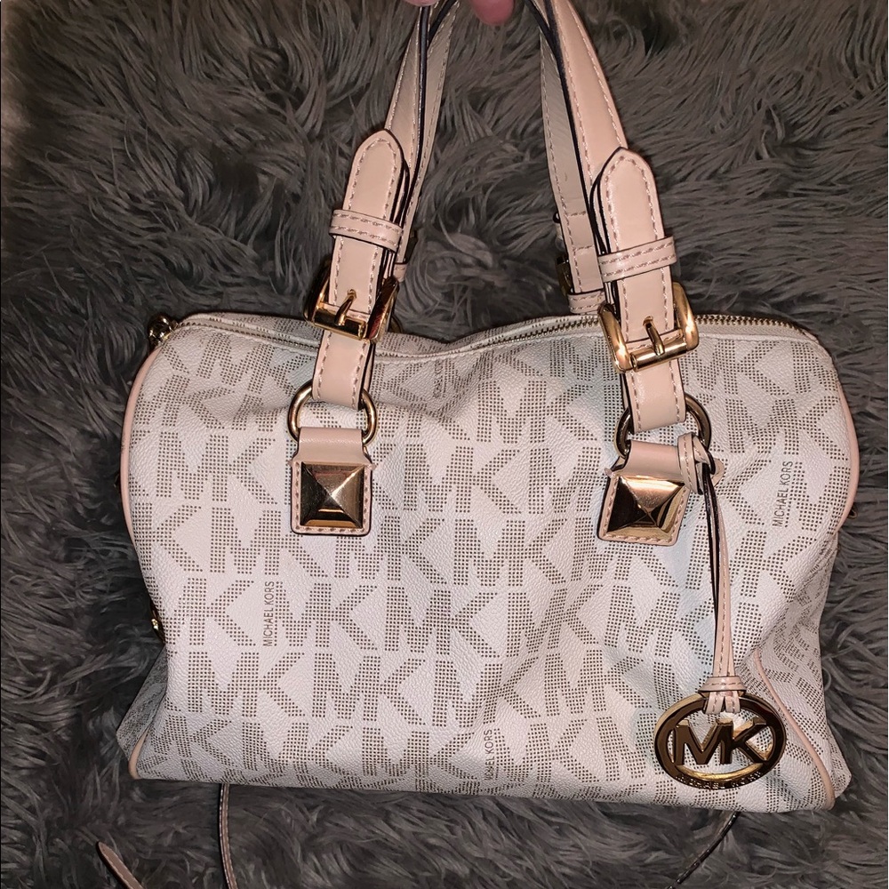 Cream/gold accent MK logo bag